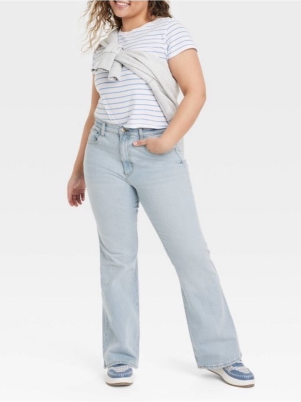 Universal Thread Light Wash High Rise Flare Jeans - Picture 6 of 7